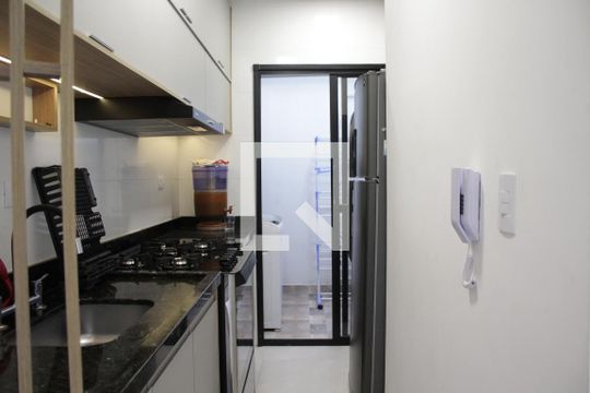 Cozinha de apartamento à venda com 2 quartos, 46m² em Água Rasa, São Paulo