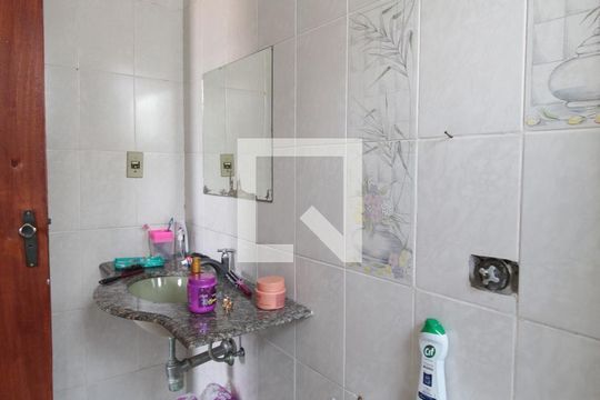 Banheiro da Suite de apartamento à venda com 3 quartos, 138m² em Copacabana, Belo Horizonte