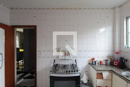 Cozinha e Área de Serviço de apartamento à venda com 3 quartos, 138m² em Copacabana, Belo Horizonte