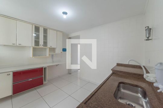 Cozinha de apartamento para alugar com 2 quartos, 85m² em Vila Guarani (z Sul), São Paulo