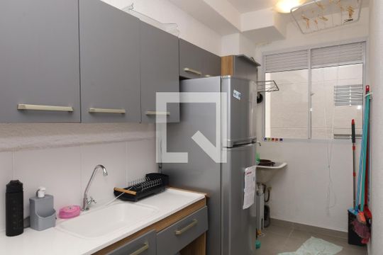 Cozinha de apartamento à venda com 2 quartos, 43m² em Colônia (zona Leste), São Paulo