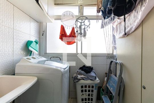 Lavanderia de apartamento à venda com 2 quartos, 56m² em Saúde, São Paulo