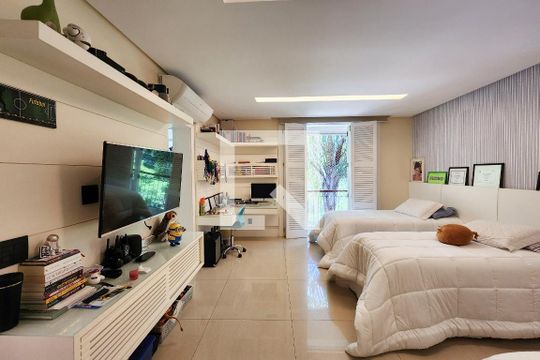 Suíte 1 de casa à venda com 6 quartos, 600m² em Botafogo, Rio de Janeiro