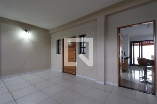 Garagem de casa à venda com 5 quartos, 352m² em Chácara Belenzinho, São Paulo