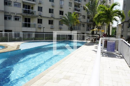 Área comum - Piscina de apartamento à venda com 2 quartos, 60m² em Taquara, Rio de Janeiro