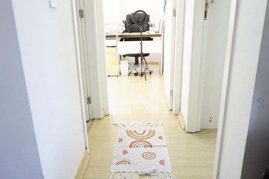 Circulação de apartamento à venda com 2 quartos, 60m² em Taquara, Rio de Janeiro