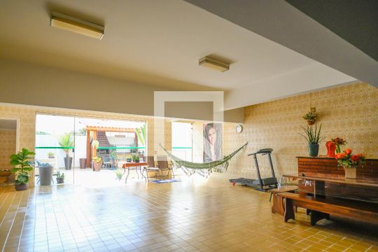 Garagem de casa à venda com 3 quartos, 349m² em Bosque da Saúde, São Paulo