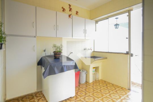 Área de Serviço de casa à venda com 3 quartos, 349m² em Bosque da Saúde, São Paulo
