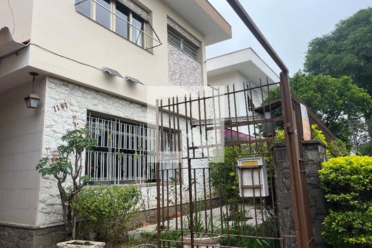 Fachada de casa à venda com 6 quartos, 500m² em Planalto Paulista, São Paulo