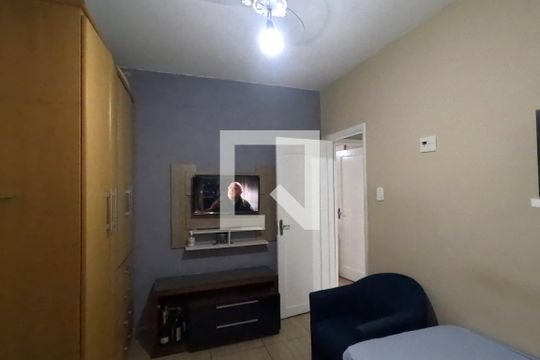 Quarto 1 de apartamento para alugar com 2 quartos, 70m² em Embaré, Santos