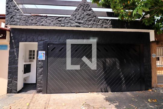 Fachada de casa à venda com 3 quartos, 153m² em Jardim Copacabana, São Bernardo do Campo