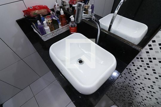 Banheiro Social de casa à venda com 3 quartos, 153m² em Jardim Copacabana, São Bernardo do Campo