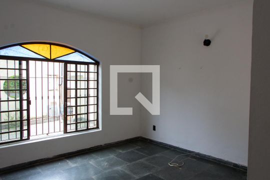 SALA DE ESTAR de casa à venda com 3 quartos, 280m² em Jardim Sorirama (sousas), Campinas