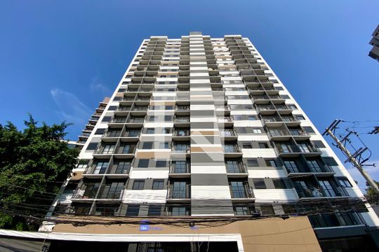 Fachada de apartamento para alugar com 1 quarto, 27m² em Pinheiros, São Paulo