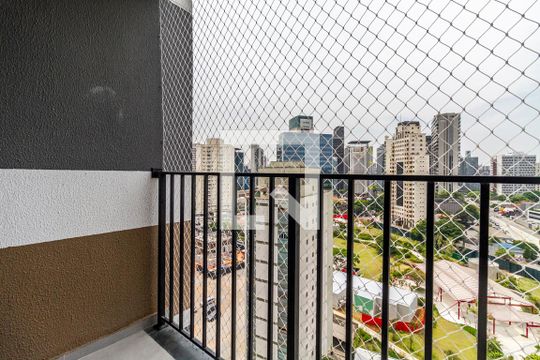 Varanda de apartamento para alugar com 1 quarto, 27m² em Pinheiros, São Paulo