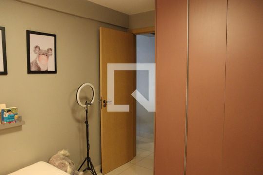 Suíte 1 de apartamento para alugar com 3 quartos, 115m² em Jardim Goiás, Goiânia