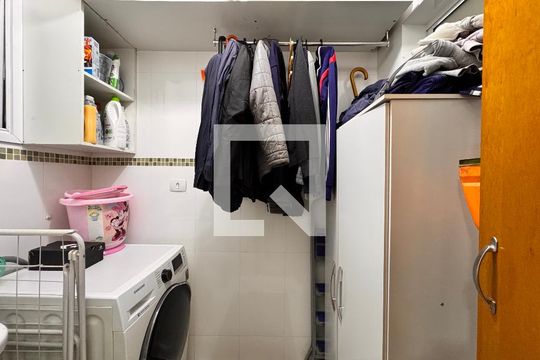 Lavanderia de apartamento à venda com 4 quartos, 140m² em Vila Metalúrgica, Santo André