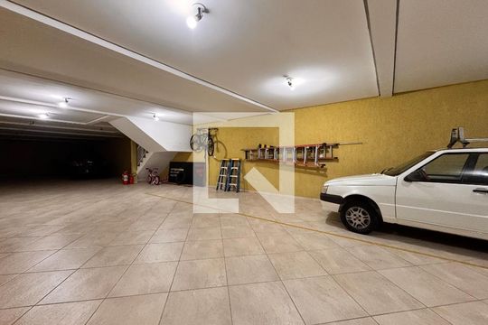 Garagem de apartamento à venda com 4 quartos, 140m² em Vila Metalúrgica, Santo André