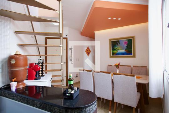 Apartamento à venda com 2 quartos, 120m² em Sagrada Família, Belo Horizonte
