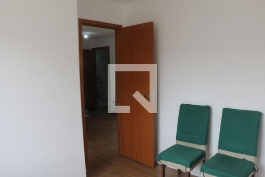 Quarto de apartamento para alugar com 2 quartos, 42m² em Jardim Alvorada, Nova Iguaçu