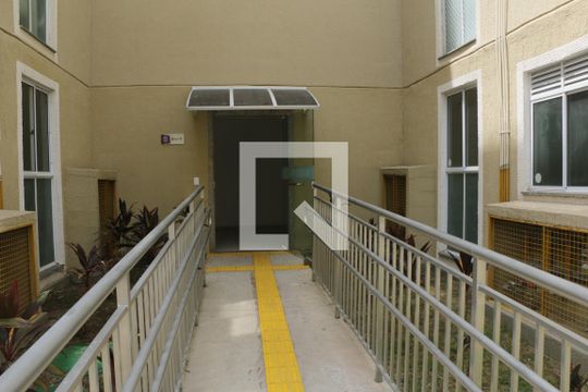 Área comum de apartamento para alugar com 2 quartos, 42m² em Jardim Alvorada, Nova Iguaçu