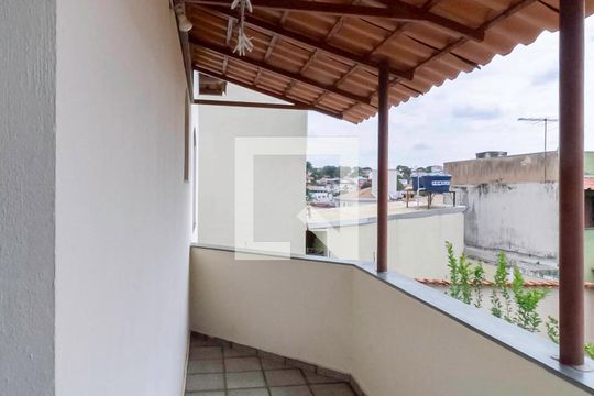 Varanda da suíte de casa à venda com 3 quartos, 235m² em Santa Amélia, Belo Horizonte