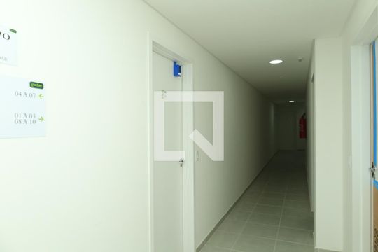 Área comum - Saguão do andar de apartamento à venda com 2 quartos, 42m² em Vila Carmosina, São Paulo