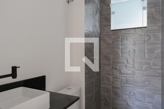 Banheiro de apartamento à venda com 2 quartos, 45m² em Santana, São Paulo