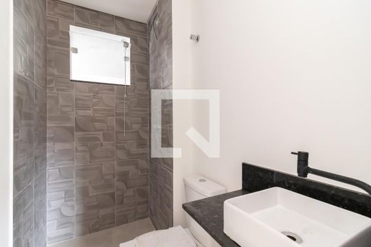 Banheiro de apartamento à venda com 2 quartos, 38m² em Santana, São Paulo
