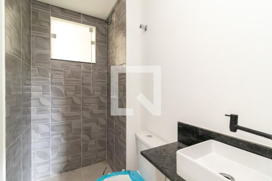 Banheiro de apartamento à venda com 2 quartos, 44m² em Santana, São Paulo