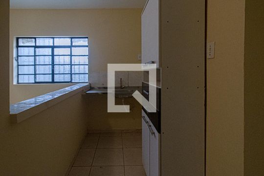 Cozinha de casa à venda com 3 quartos, 230m² em Parque Bristol, São Paulo