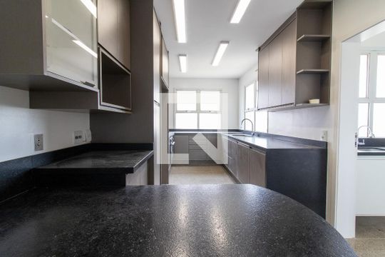 Cozinha de apartamento à venda com 4 quartos, 400m² em Fazenda São Quirino, Campinas
