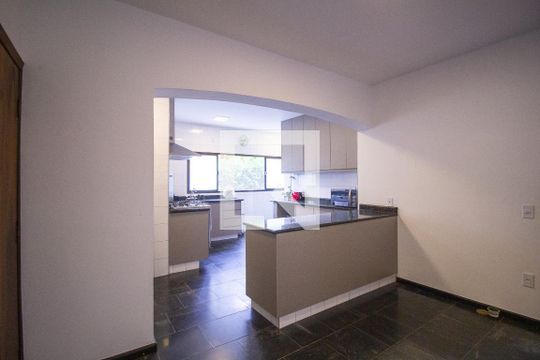 Cozinha de casa de condomínio para alugar com 4 quartos, 720m² em Villa Solo, Votorantim