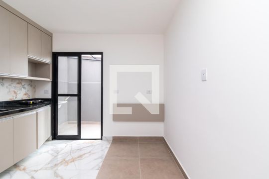 Sala de apartamento para alugar com 1 quarto, 31m² em Parque Peruche, São Paulo