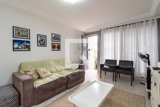 Sala de casa à venda com 3 quartos, 250m² em Vila São José, São Paulo