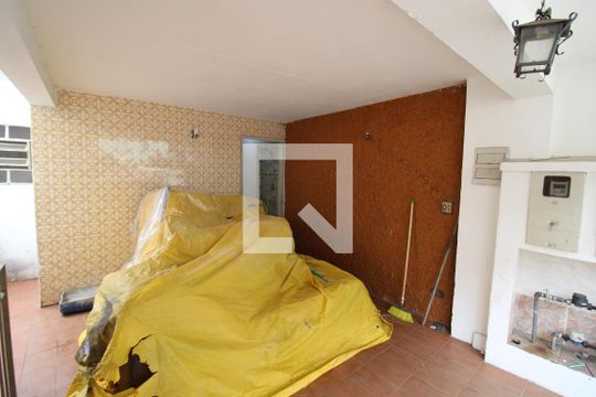 Garagem de casa para alugar com 4 quartos, 250m² em Vila Roque, São Paulo