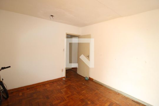 Quarto 1 de casa para alugar com 4 quartos, 250m² em Vila Roque, São Paulo