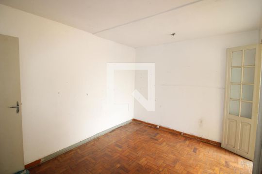 Quarto 1 de casa para alugar com 4 quartos, 250m² em Vila Roque, São Paulo