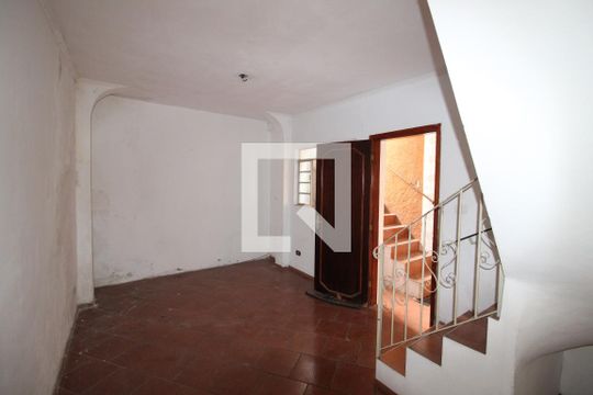 Sala de casa para alugar com 4 quartos, 250m² em Vila Roque, São Paulo