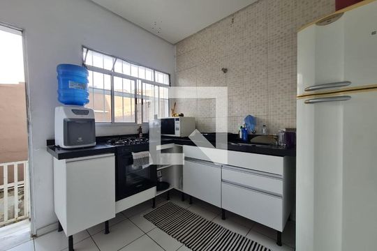 Cozinha de casa à venda com 2 quartos, 119m² em Jardim do Papai, Guarulhos
