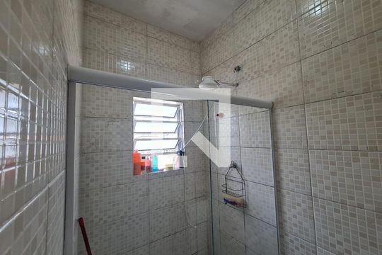 Banheiro da Suíte 1 de casa à venda com 2 quartos, 119m² em Jardim do Papai, Guarulhos