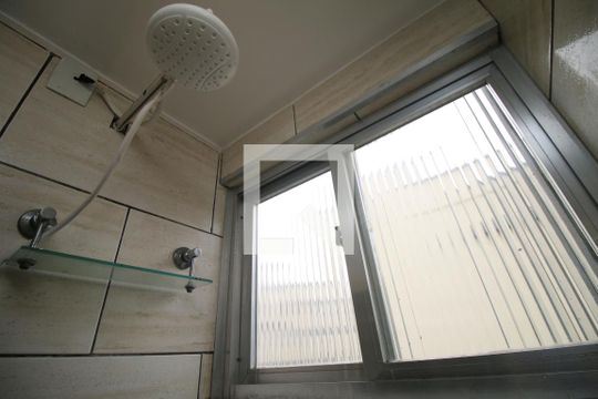 Banheiro de apartamento à venda com 2 quartos, 46m² em Irajá, Rio de Janeiro