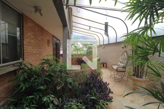 Jardim de inferno de casa para alugar com 3 quartos, 490m² em Jardim Marajoara, São Paulo