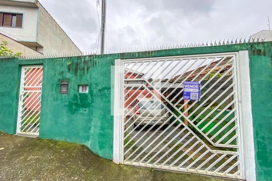 Fachada de casa para alugar com 3 quartos, 184m² em Baeta Neves, São Bernardo do Campo