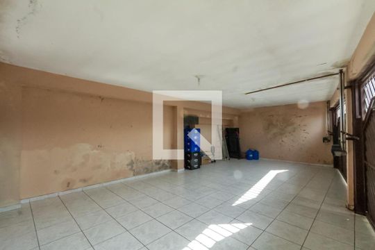Garagem de casa à venda com 3 quartos, 210m² em Vila Israel, São Bernardo do Campo