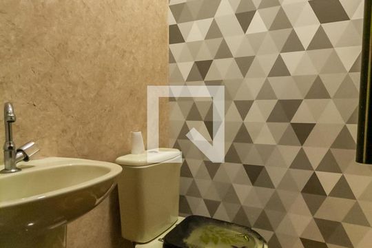 Lavabo de casa à venda com 3 quartos, 210m² em Vila Israel, São Bernardo do Campo