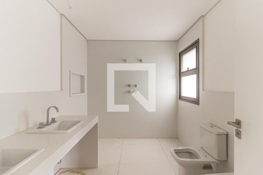 Banheiro da Suíte 1 de apartamento à venda com 3 quartos, 260m² em Consolação, São Paulo
