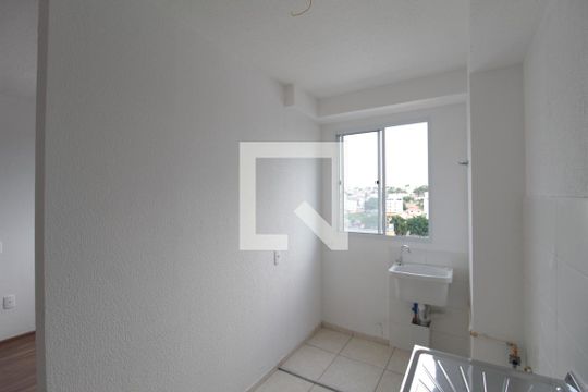 Cozinha e Área de Serviço de apartamento à venda com 2 quartos, 52m² em Jardim Guanabara, Belo Horizonte