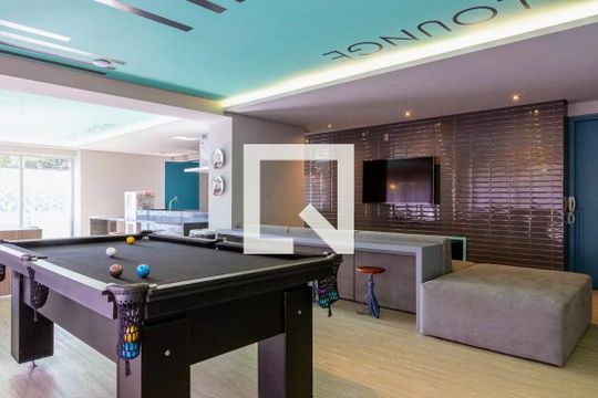Área comum de kitnet/studio para alugar com 1 quarto, 24m² em Pompeia, São Paulo