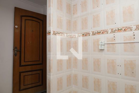 Cozinha de apartamento à venda com 2 quartos, 44m² em Vila Jacuí, São Paulo